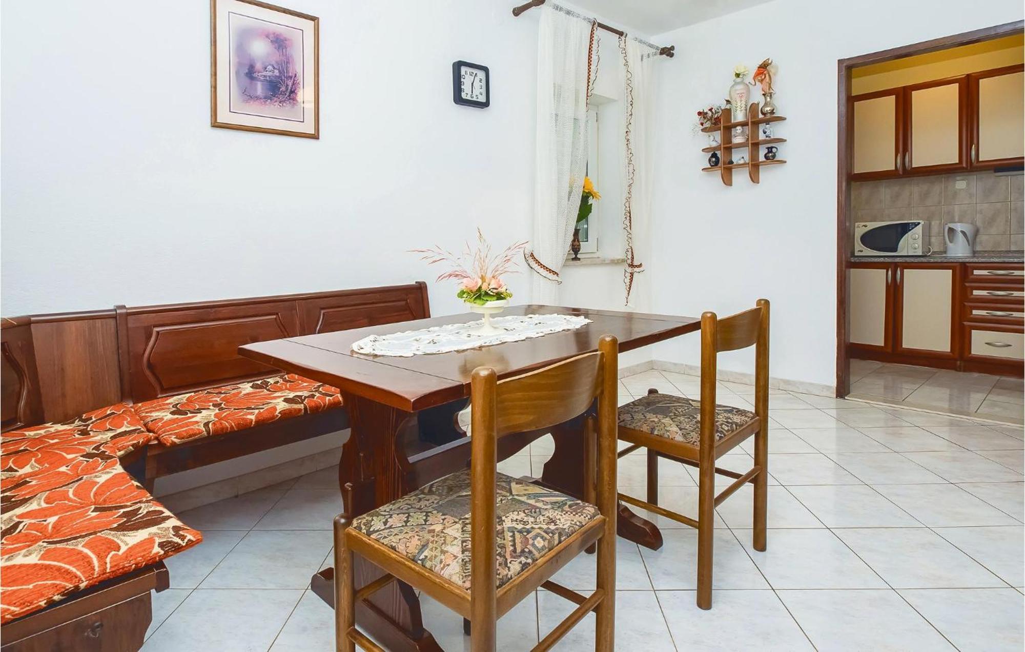Beautiful Apartment In Omis With Wifi Zewnętrze zdjęcie