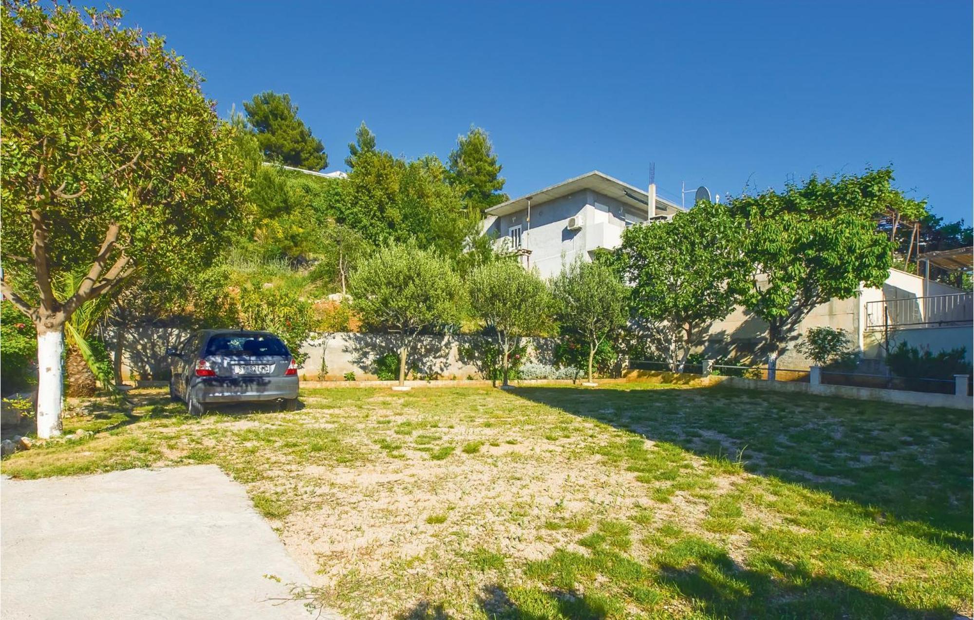 Beautiful Apartment In Omis With Wifi Zewnętrze zdjęcie