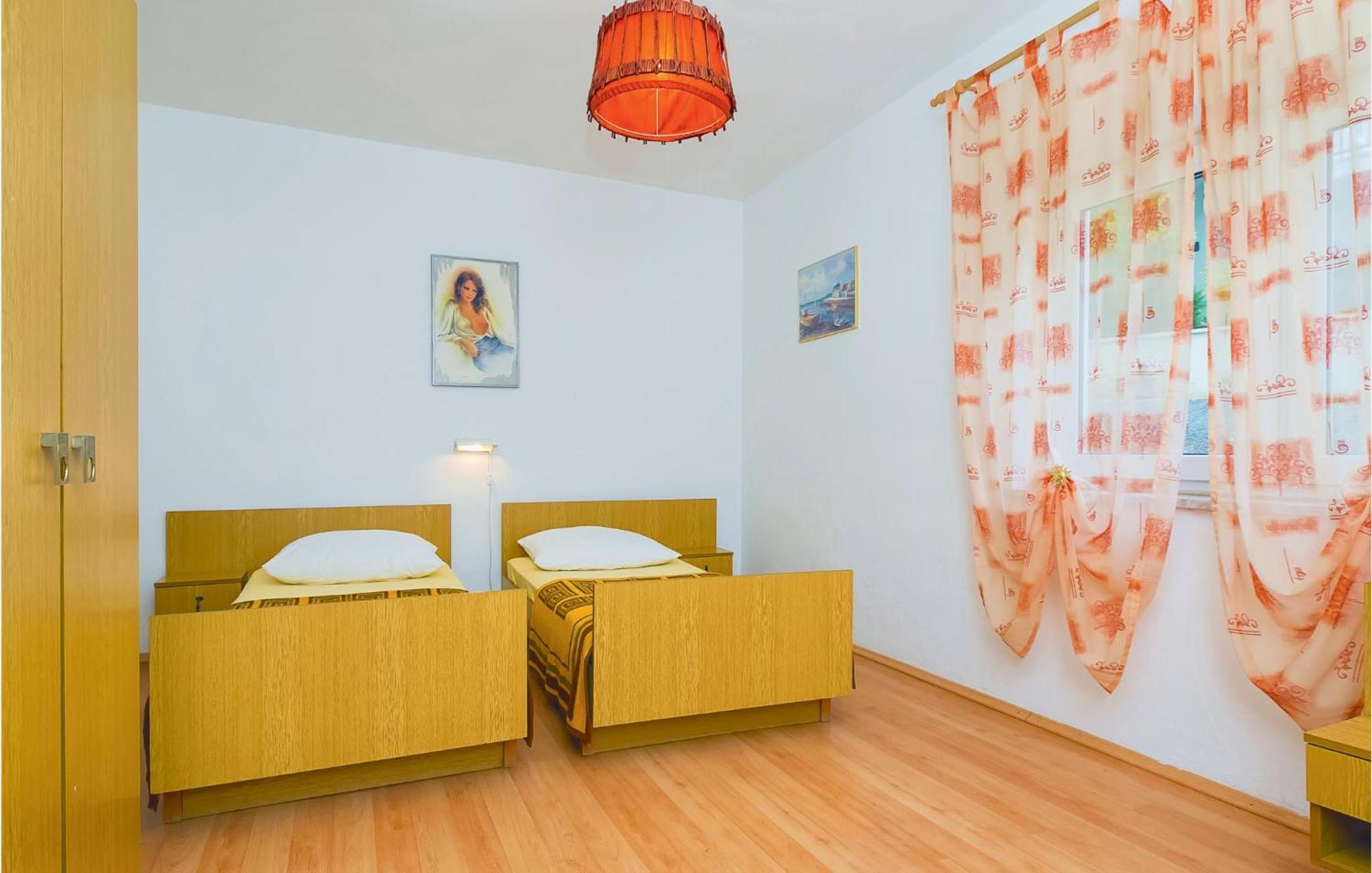 Beautiful Apartment In Omis With Wifi Zewnętrze zdjęcie